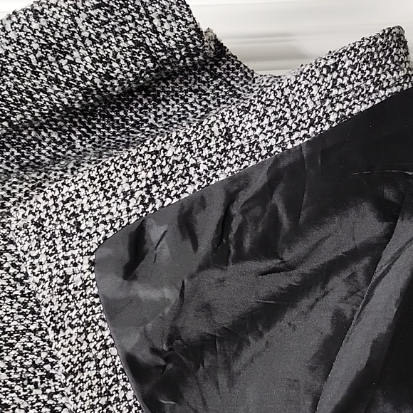 Tweed Poncho - Picture 4 of 4